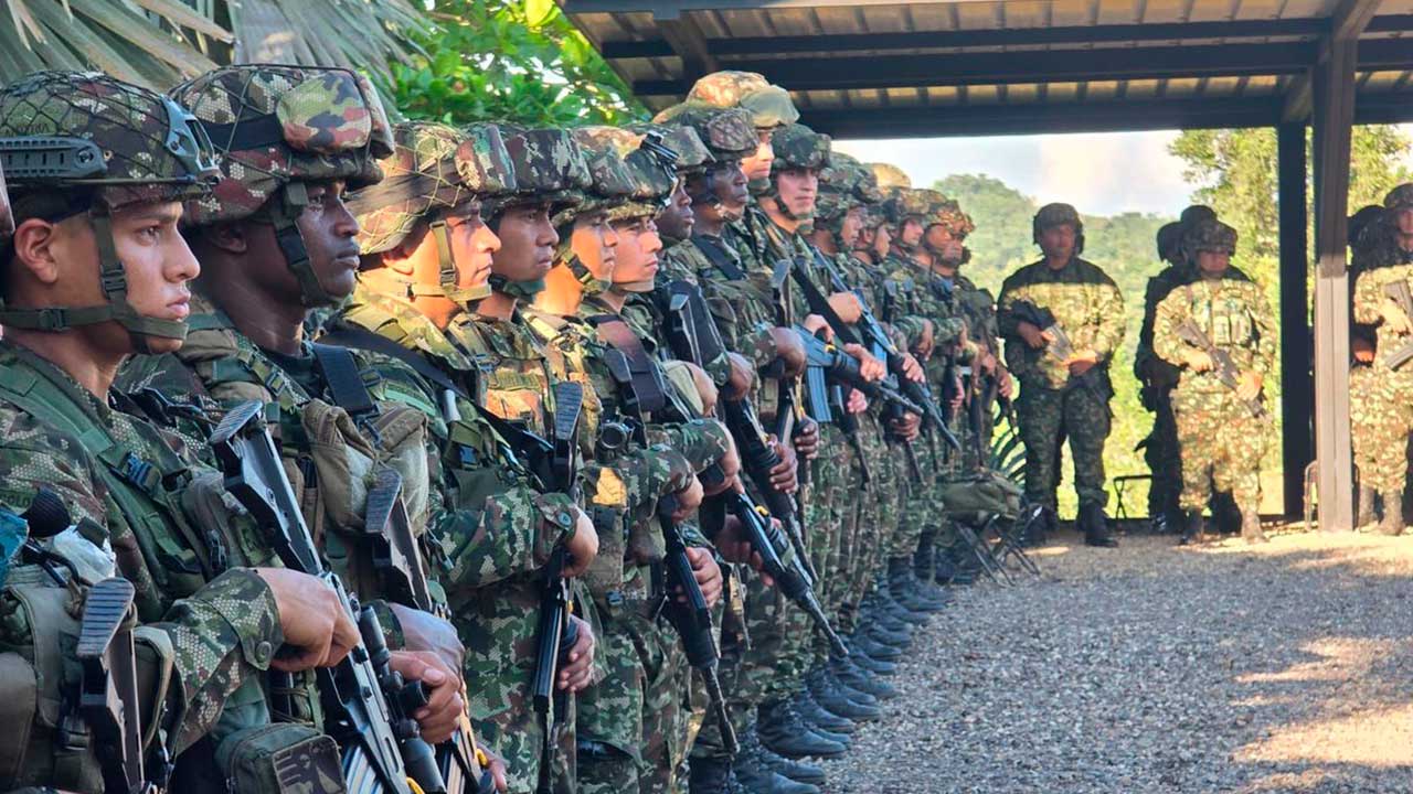 Ministro de Defensa refuerza operativo en el Catatumbo: “Estamos empleando todas las capacidades para proteger a los campesinos”